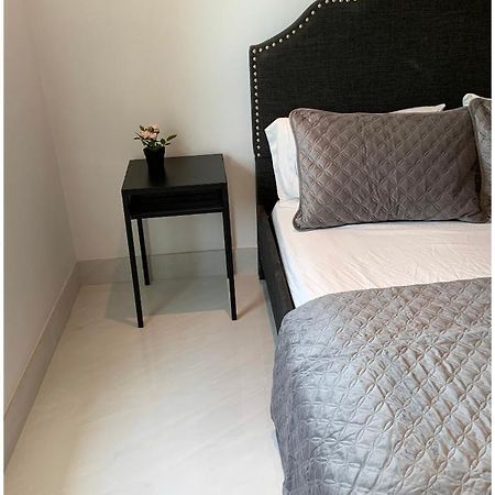 Room & Private Bathroom Бока Ратон Екстериор снимка