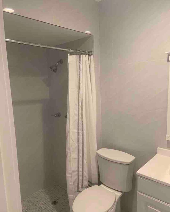 Room & Private Bathroom Бока Ратон Екстериор снимка