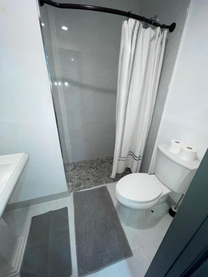 Room & Private Bathroom Бока Ратон Екстериор снимка